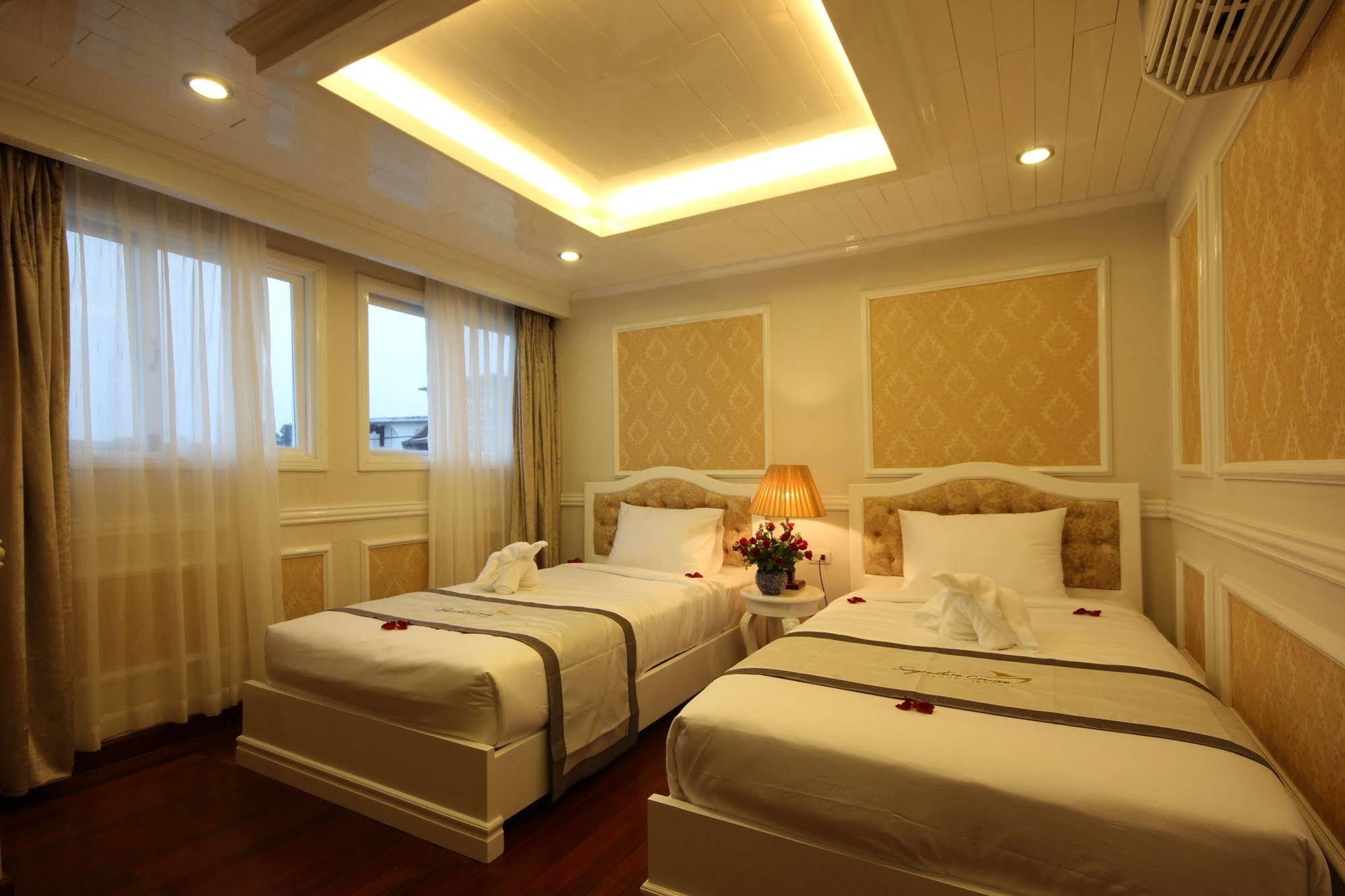 Signature Halong Cruise Ha Long Eksteriør billede